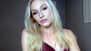 Blonde shemale jerks webcam